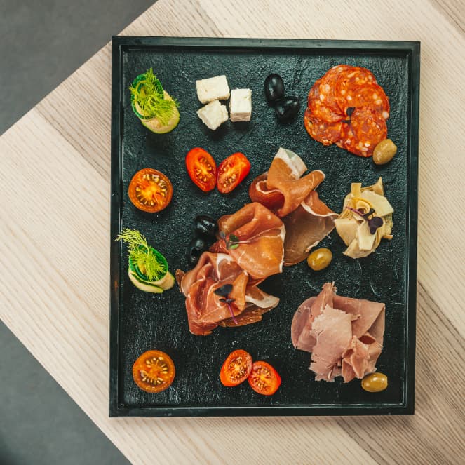 Servírovaný pokrm il Bistro