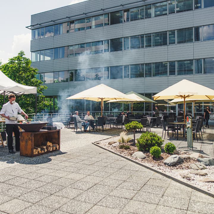 Občerstvení během otevření il Bistro